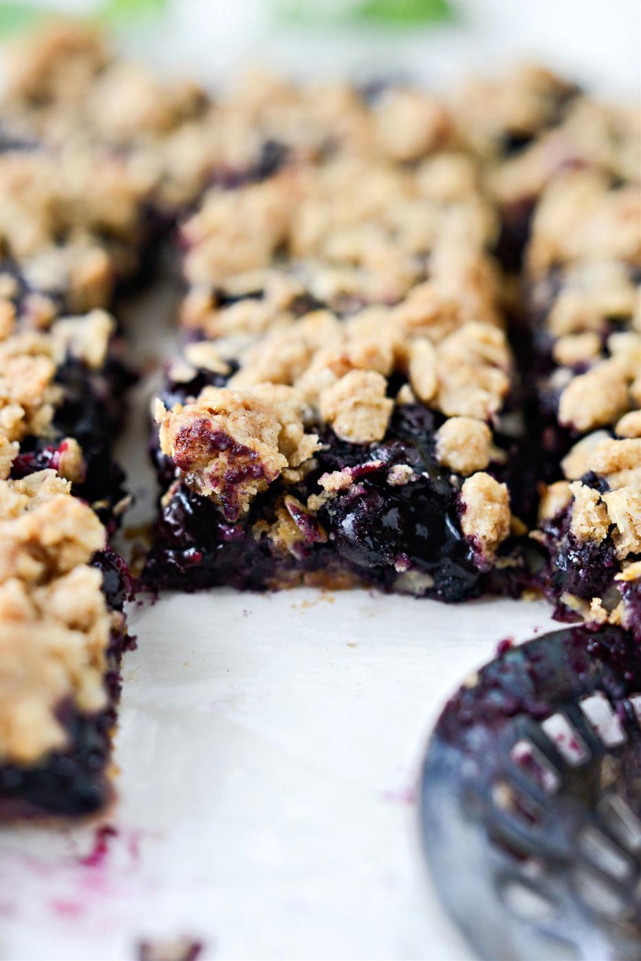 Blueberry Oatmeal Crumble Pie Bars at Home