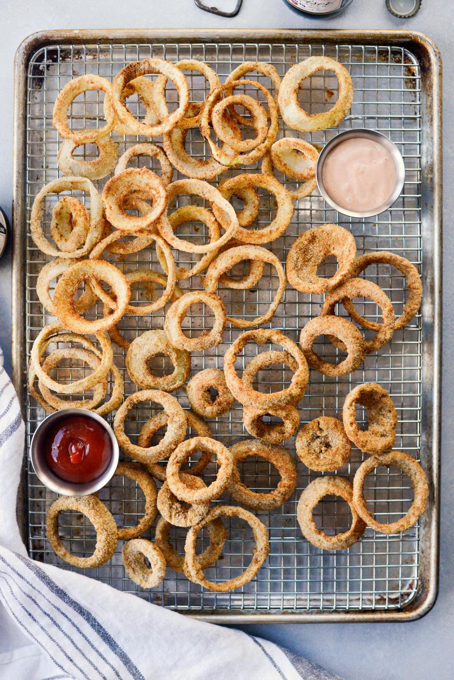 Home Kitchen Air Fryer Beer Battered Onion Rings (two ways!)