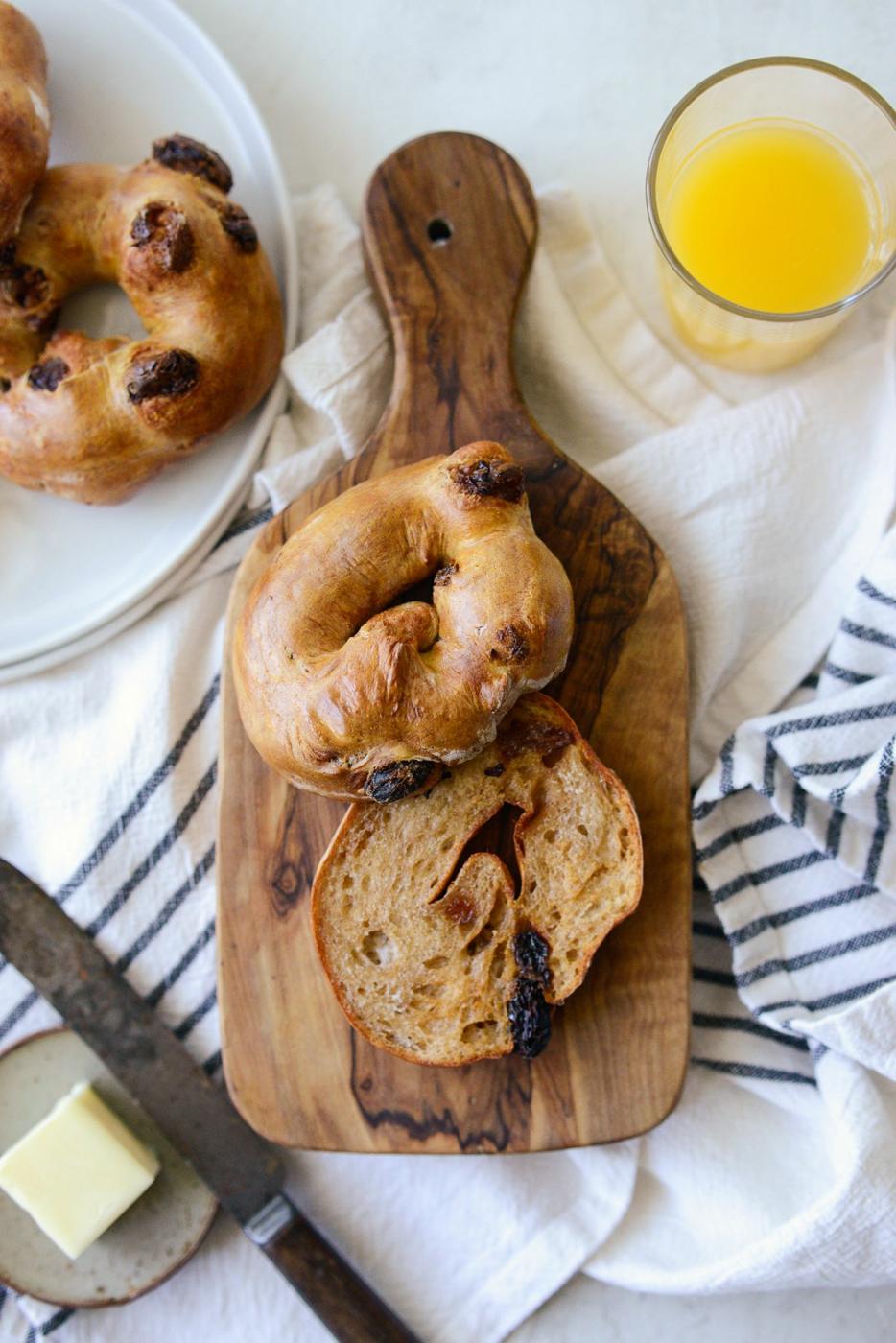 Bagels: Air Fryer Cinnamon Raisin