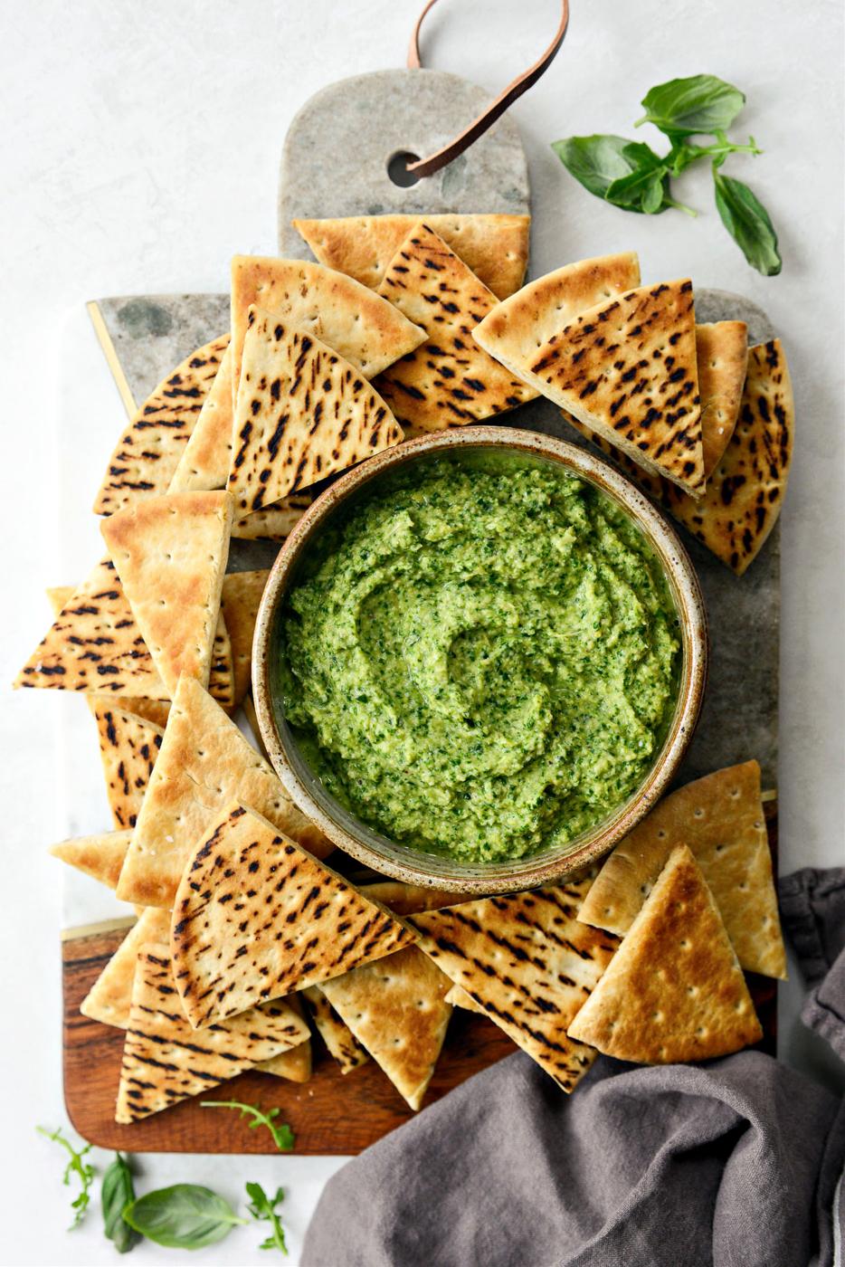 Home Kitchen Artichoke Arugula Dip