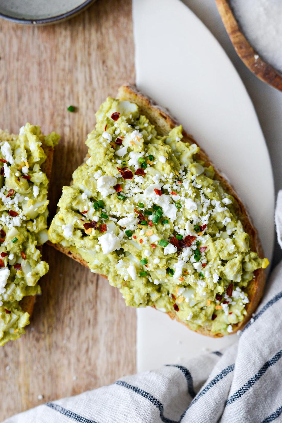 Salad: Avocado Egg