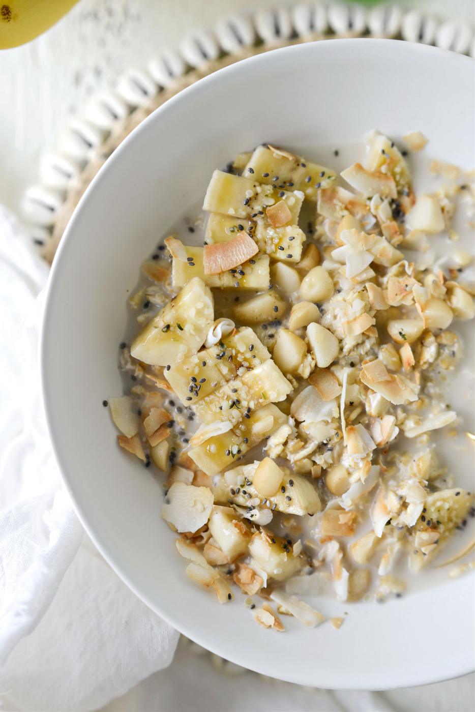 Home Kitchen Banana Macadamia Nut Overnight Oats