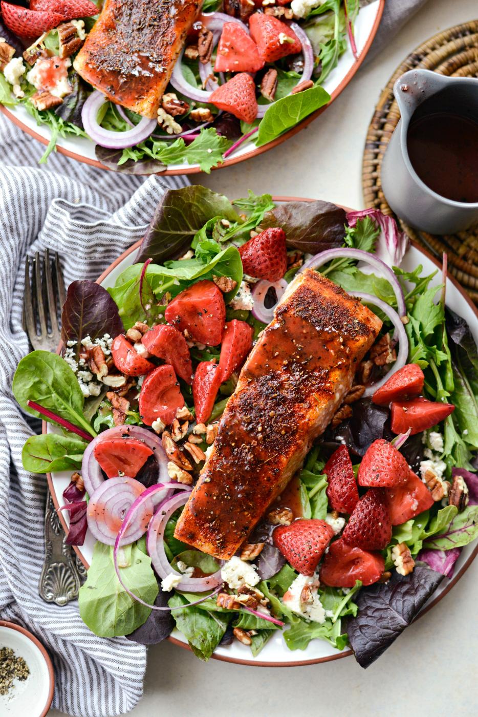Strawberry Peppercorn Vinaigrette Blackened Salmon Salad