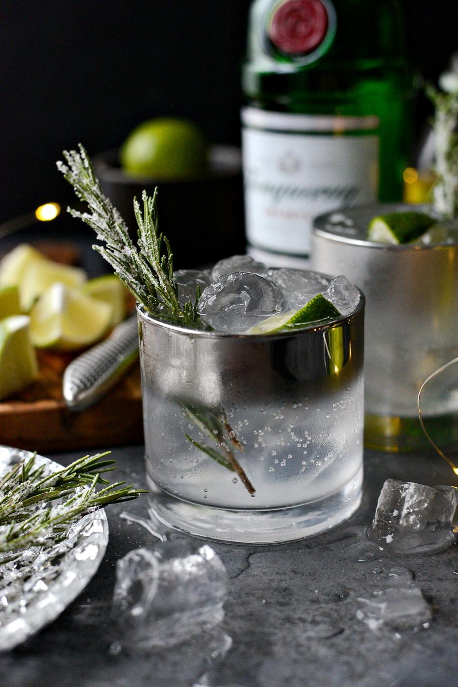 Old-school Gin and Tonic at Home