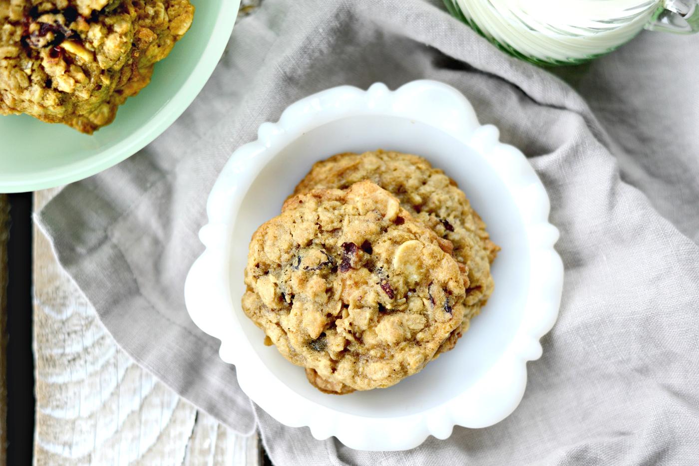 Home Kitchen Cranberry White Chocolate Oatmeal Cookies