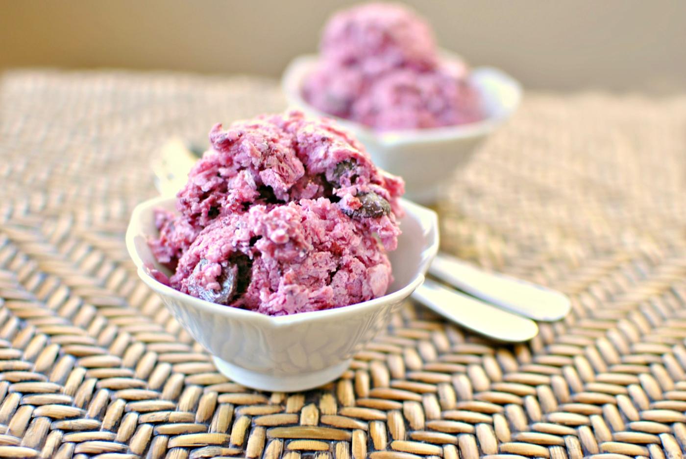 Yogurt: Cherry Dark Chocolate Chip Frozen