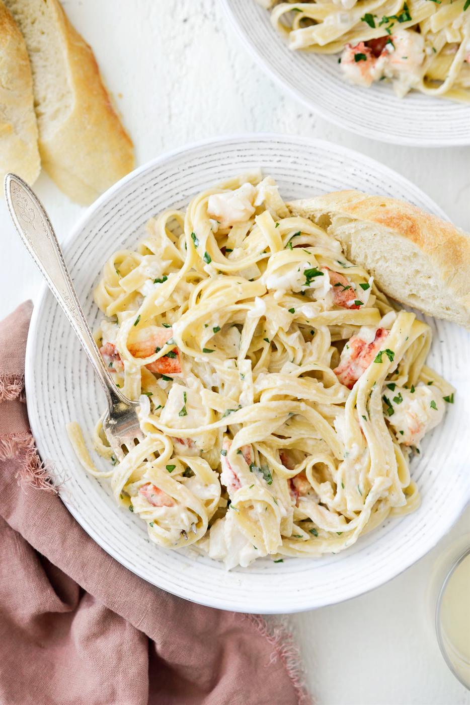 Alfredo: Garlicky Lobster Fettuccine