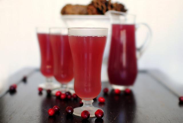 Punch: Cranberry Pomegranate Holiday