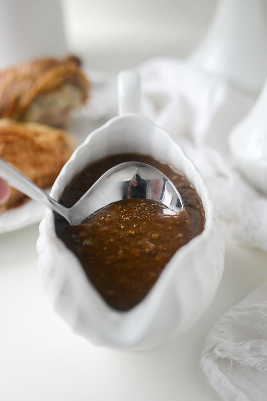 Gravy: Kitchen-made Giblet