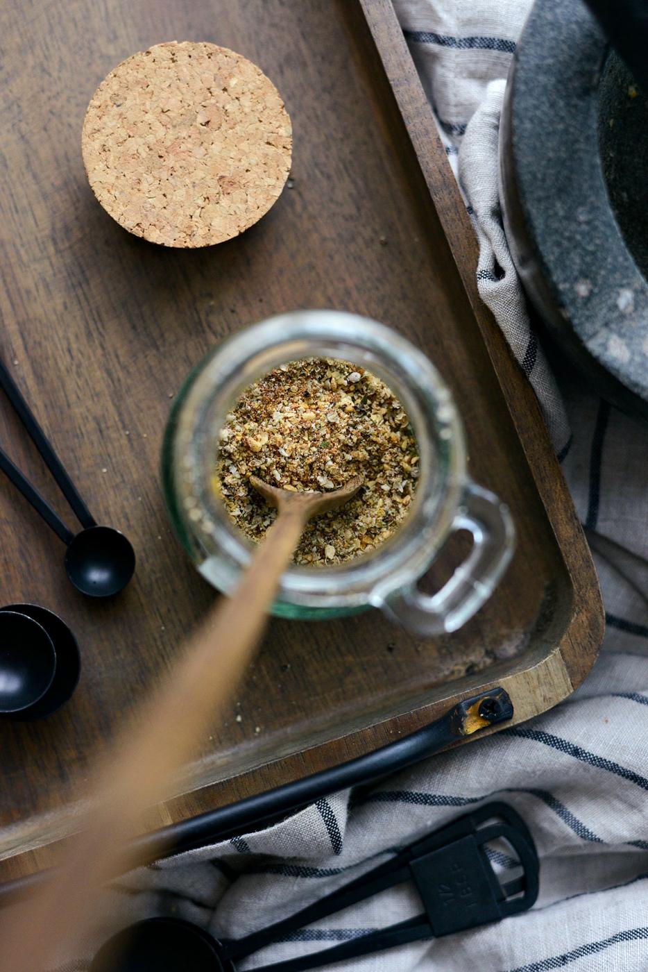 Home Kitchen Kitchen-made Montreal Chicken Seasoning