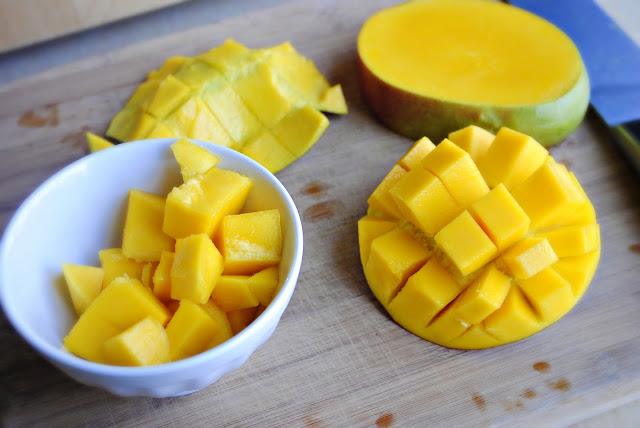 To Dice Up A Mango, How Style