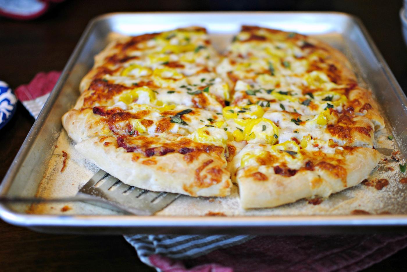 Sauce: Mediterranean Pizza with Roasted Red Pepper Pizza