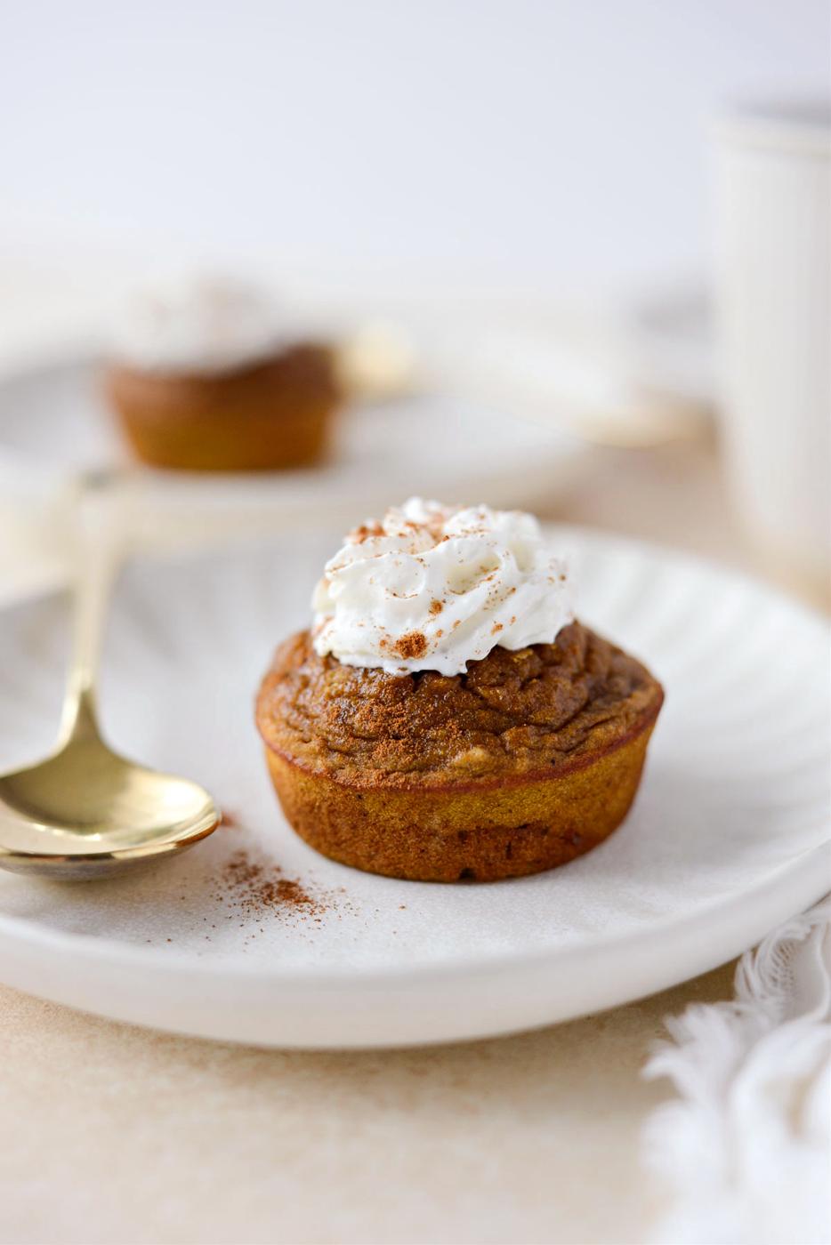Mini Crustless Pumpkin Pies at Home