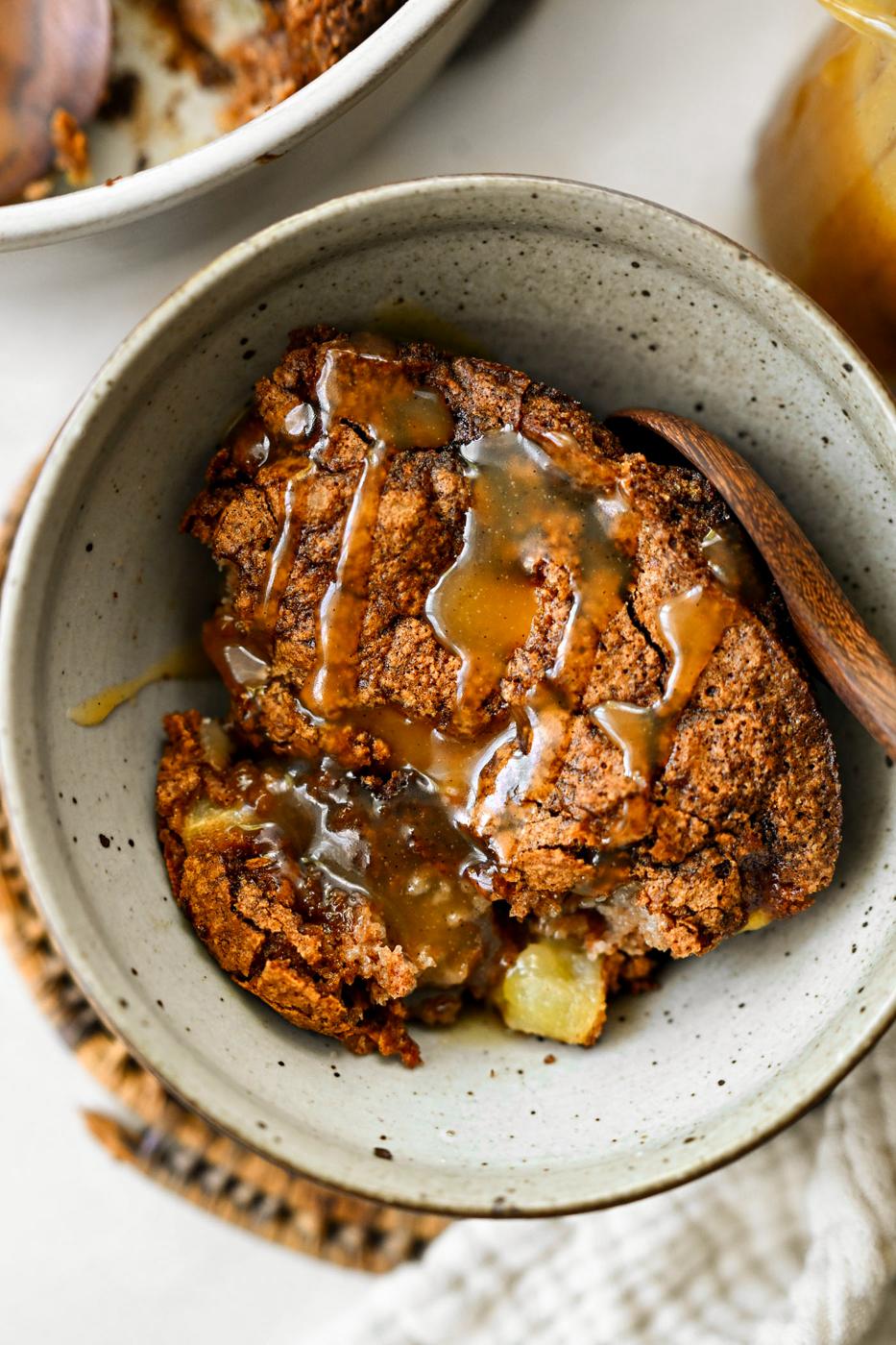 Cake: Old Fashioned Apple
