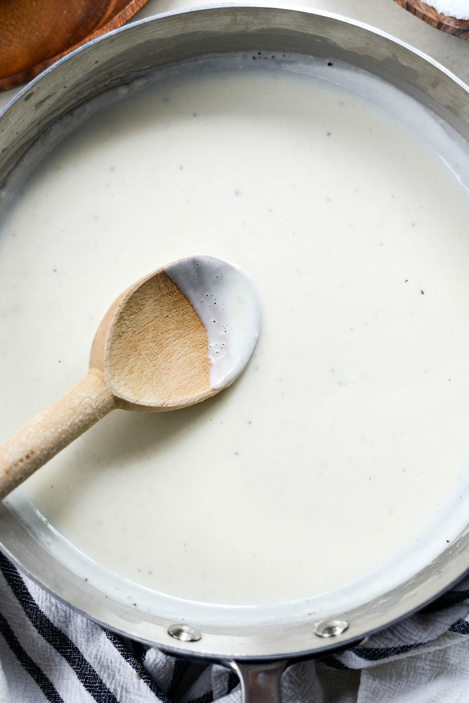 Béchamel Sauce Recipe (White Sauce), Familiar Style
