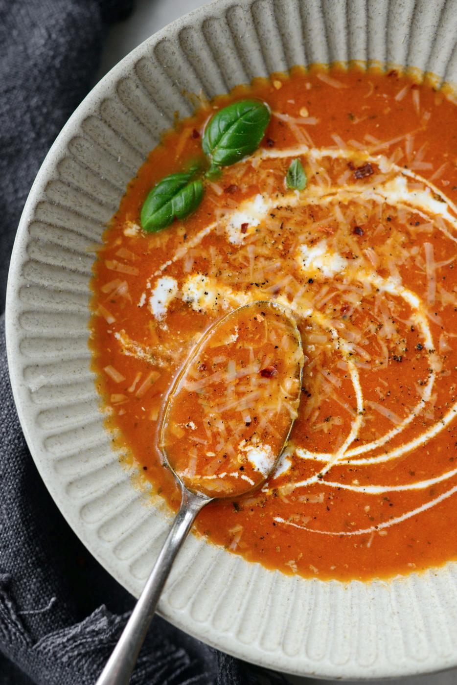 Soup: Roasted Garlic Tomato Basil