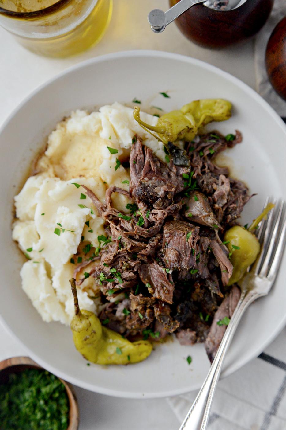 Cooker Mississippi Pot Roast, Slow Style