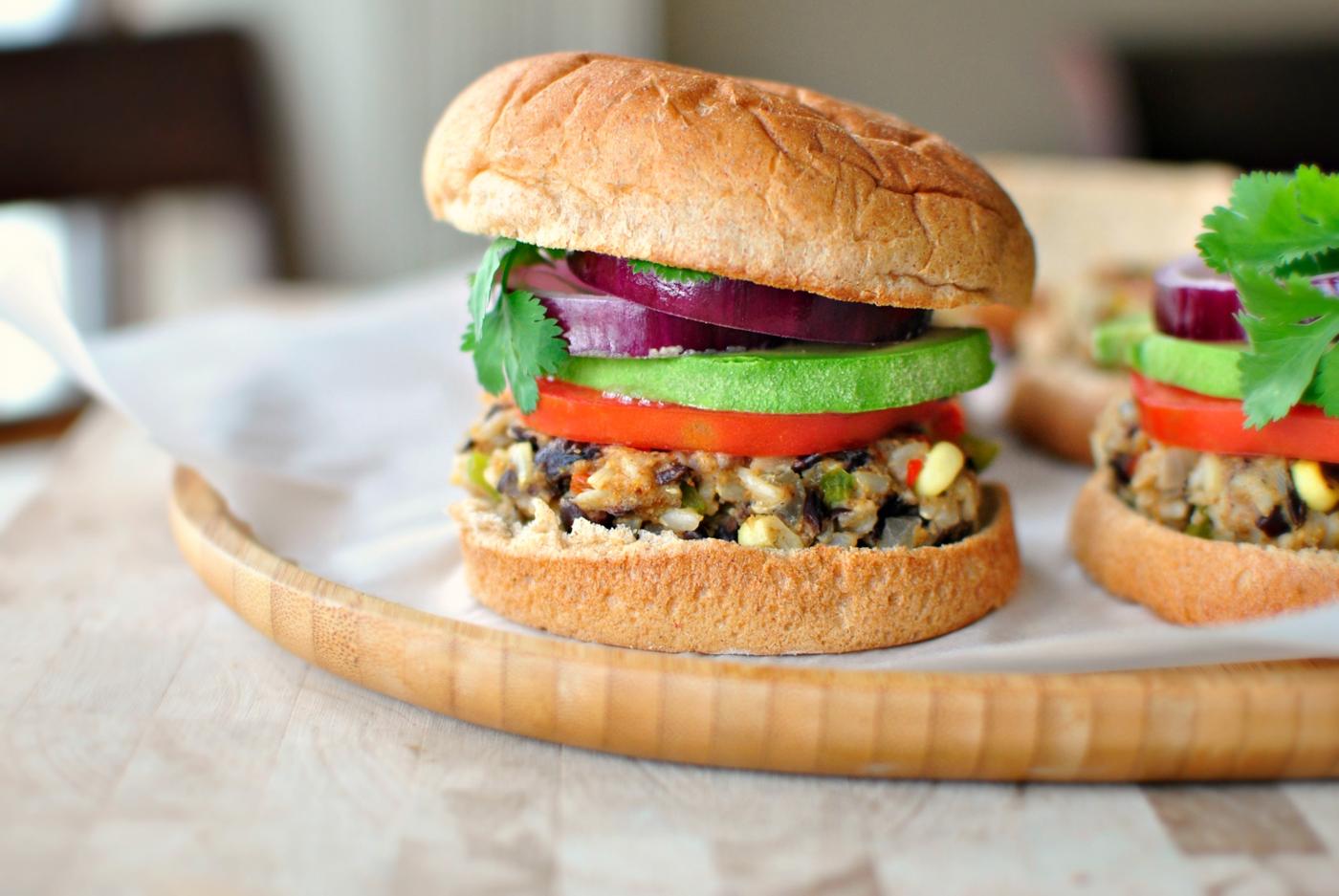 Home Kitchen Southwest Black Bean and Rice Veggie Burger