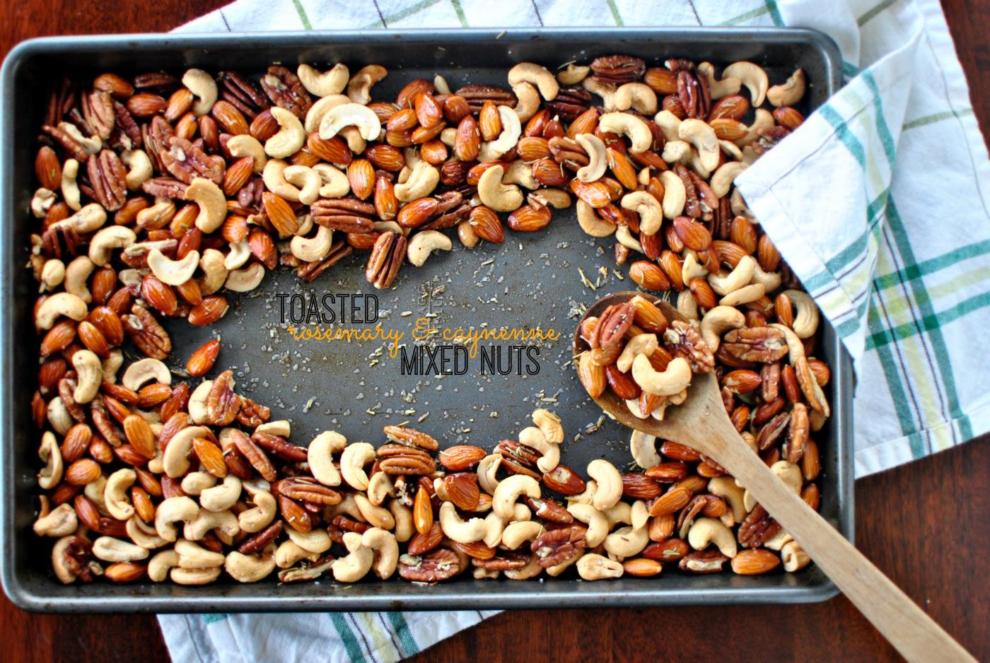 Nuts: Toasted Rosemary Mixed