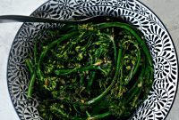 Rapid Roasted Spicy Ginger Garlic Broccolini