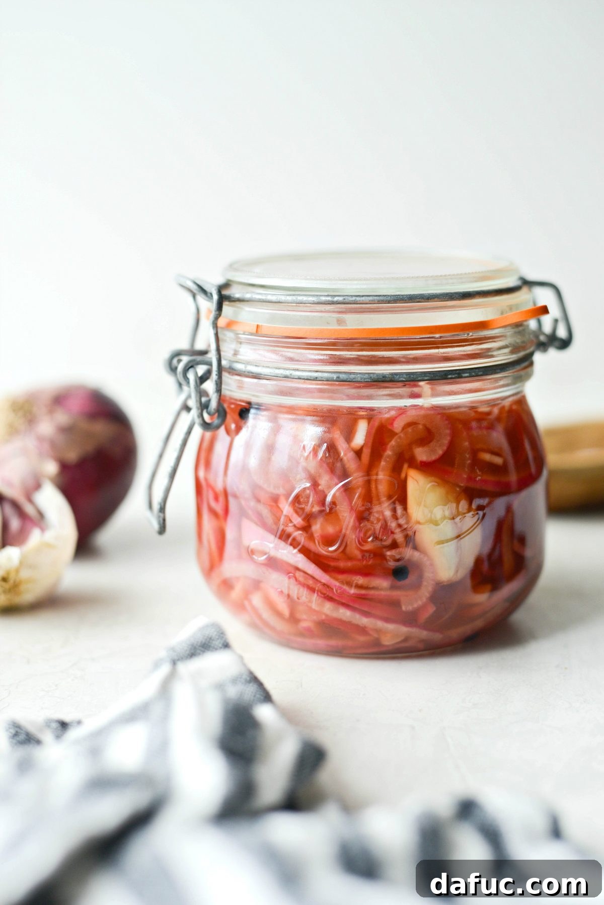 Ruby Red Pickled Onions 2 Quick Pickled Red Onions l SimplyScratch.com #homemade #pickled #redonions #condiments #preserving #pickling