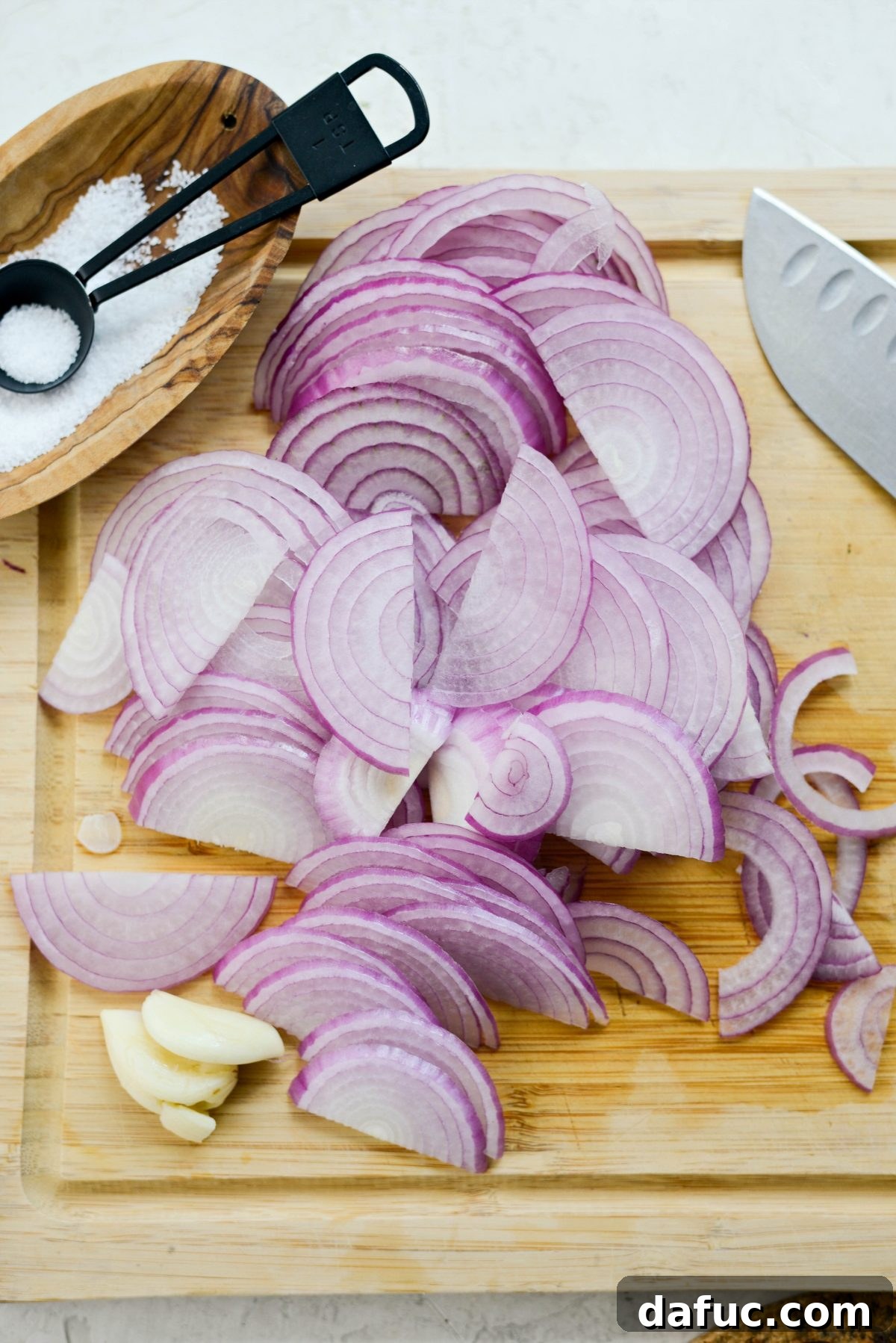 Ruby Red Pickled Onions 5 Quick Pickled Red Onions l SimplyScratch.com #homemade #pickled #redonions #condiments #preserving #pickling