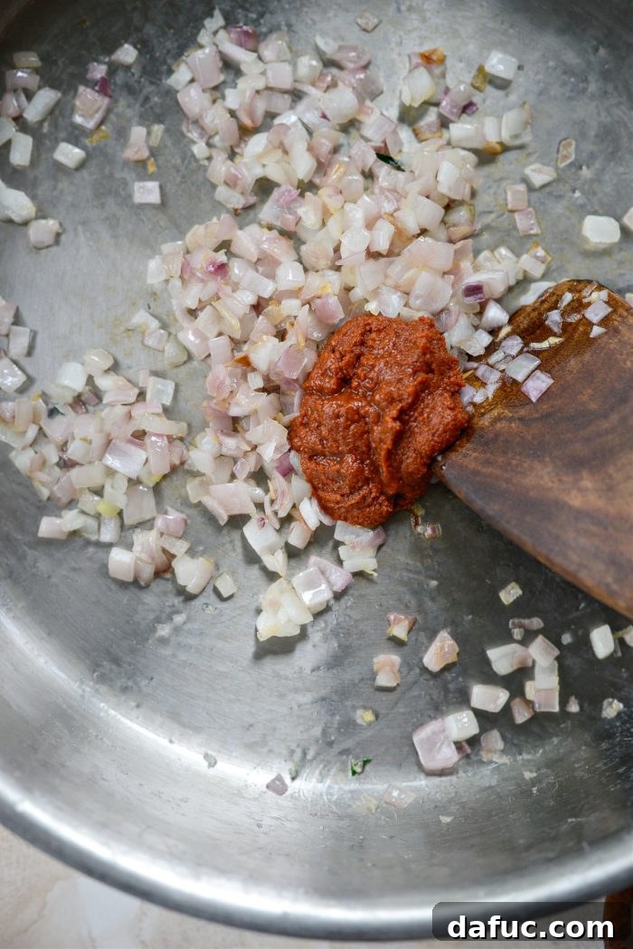 sautéed shallot and red curry paste