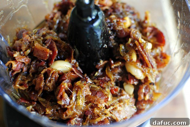Bacon jam in a food processor