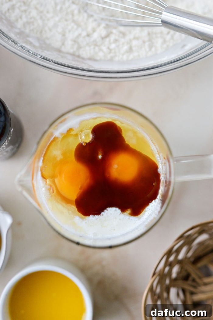 Tarçın Şeker Burgaçlı Pankek Muffinler 9 Buttermilk with eggs and vanilla added