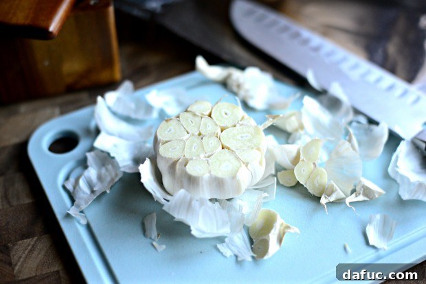 Whole head of garlic for roasting