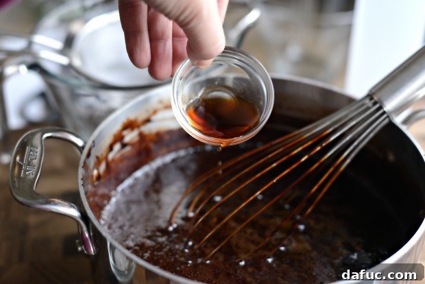 Chocolate syrup thickening