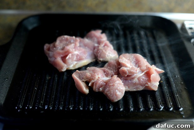 Sweet & Tangy Teriyaki Chicken Bowls 18 Seasoned chicken thighs - raw chicken thighs with salt and white pepper