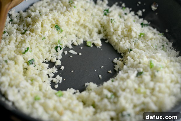 Light Thai Cauliflower Fried Rice 13 Thai Cauliflower Fried Rice l SimplyScratch.com (12)