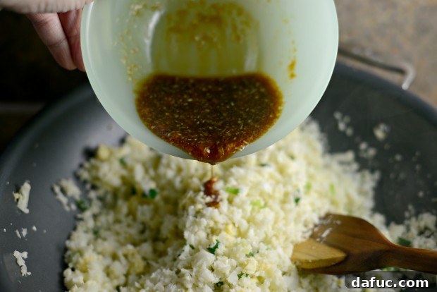 Light Thai Cauliflower Fried Rice 17 Thai Cauliflower Fried Rice l SimplyScratch.com (16)