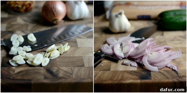 Sliced garlic and shallots for pesto sauce