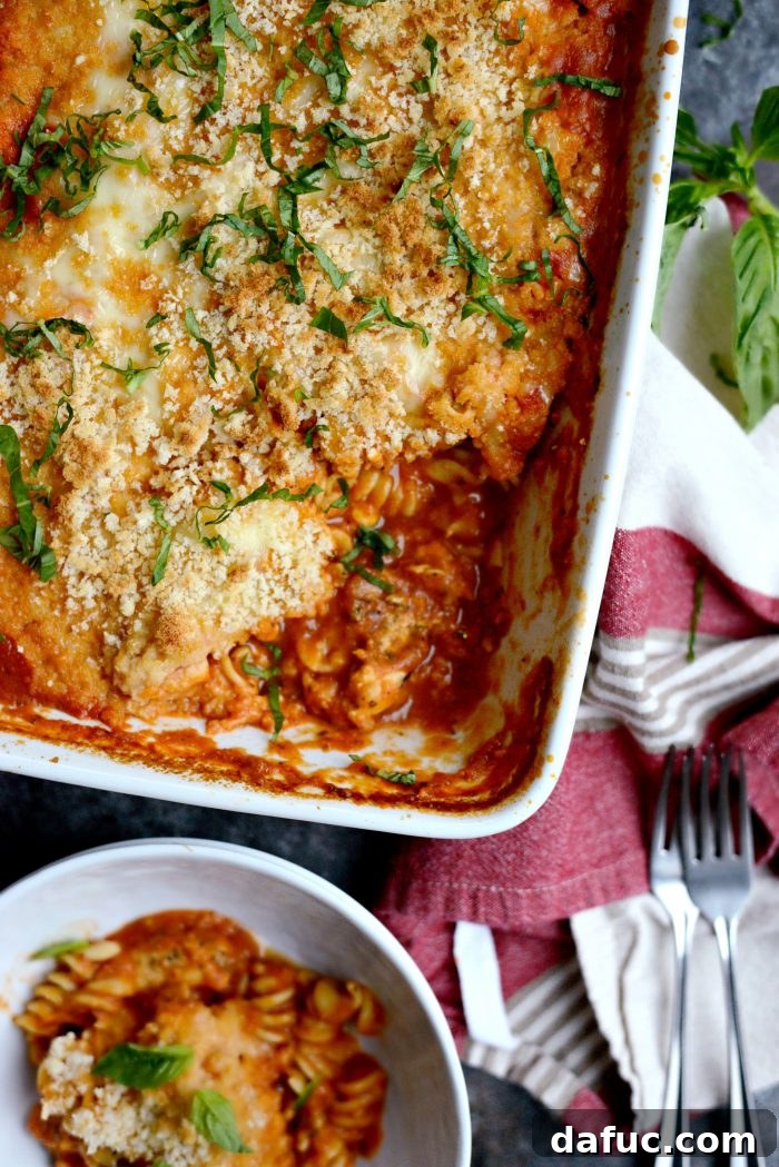 Easy One-Pan Chicken Parmesan Bake 13 One-Pan Chicken Parmesan Casserole