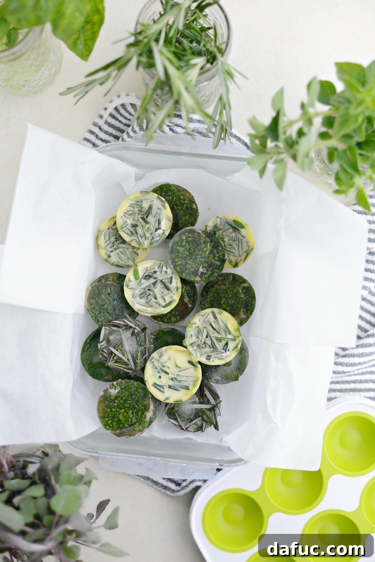3 Ways to Freeze Herbs with Pampered Chef l SimplyScratch.com (21)