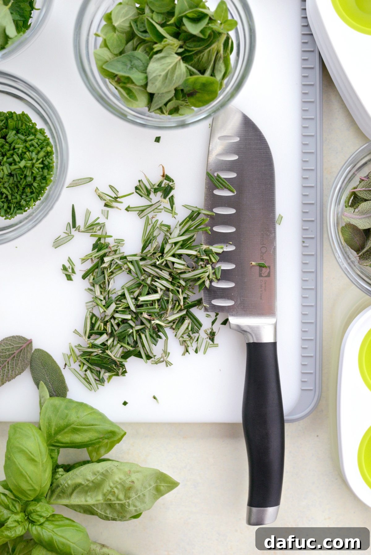 3 Ways to Freeze Herbs with Pampered Chef l SimplyScratch.com (8)