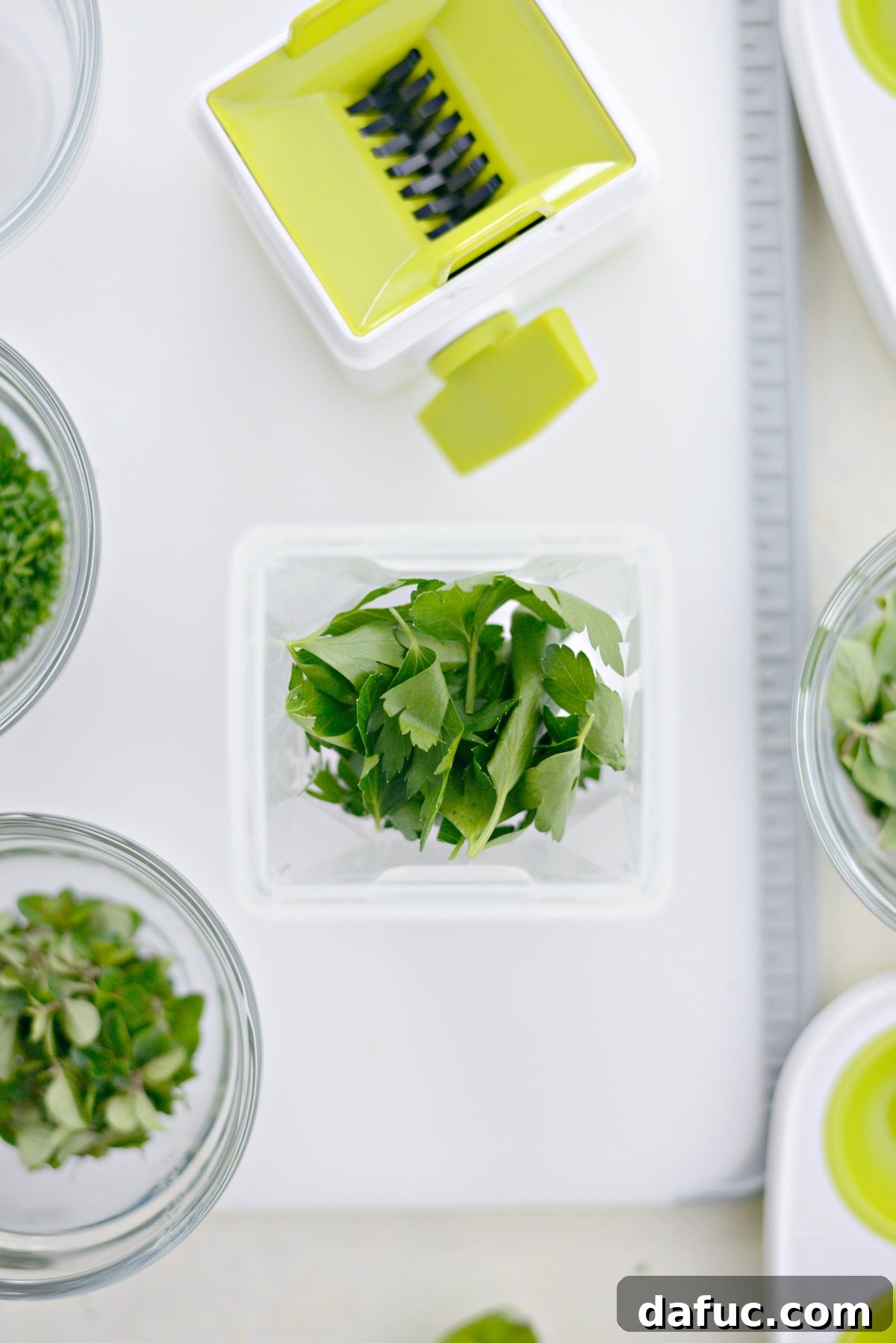 3 Ways to Freeze Herbs with Pampered Chef l SimplyScratch.com (11)