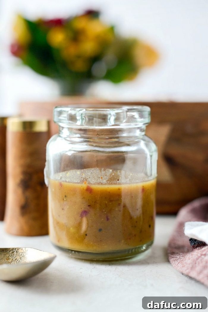 Homemade Salad Dressings and Vinaigrettes Over 50 Easy Recipes 35 jar of dressing