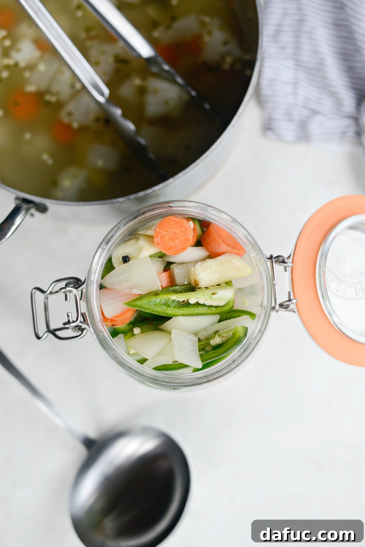 Taqueria Escabeche: Pickled Jalapeños, Carrots, and Onions 14 Taqueria Style Pickled Jalapeños l SimplyScratch.com