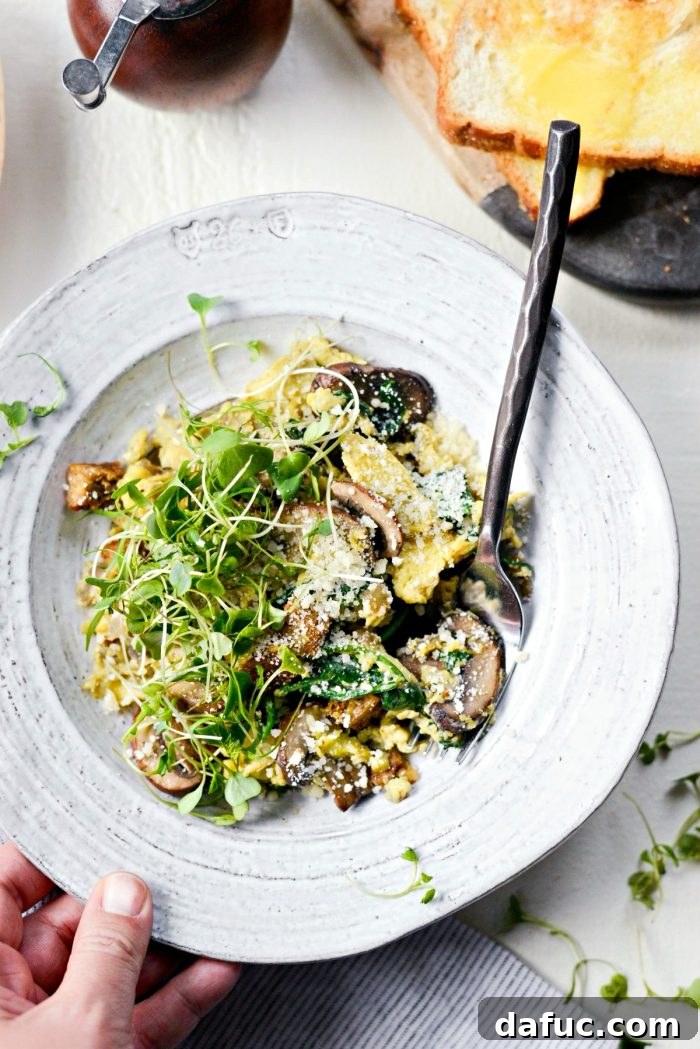 Vibrant Spinach and Mushroom Scramble 2 Healthy Spinach and Mushroom Scramble - A delicious and filling breakfast idea