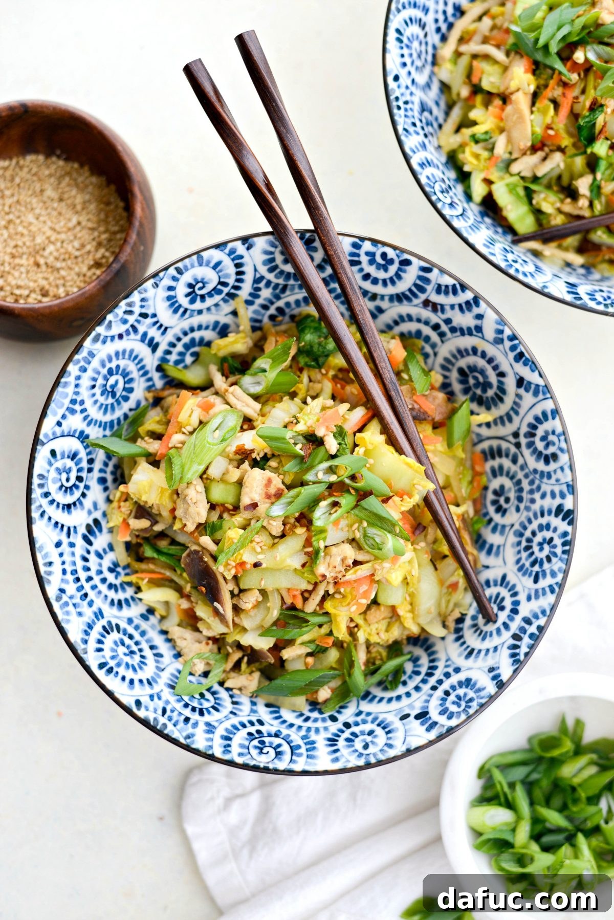 No-Wrap Chicken Egg Roll Bowl 2 Chicken Egg Roll Bowl l SimplyScratch.com