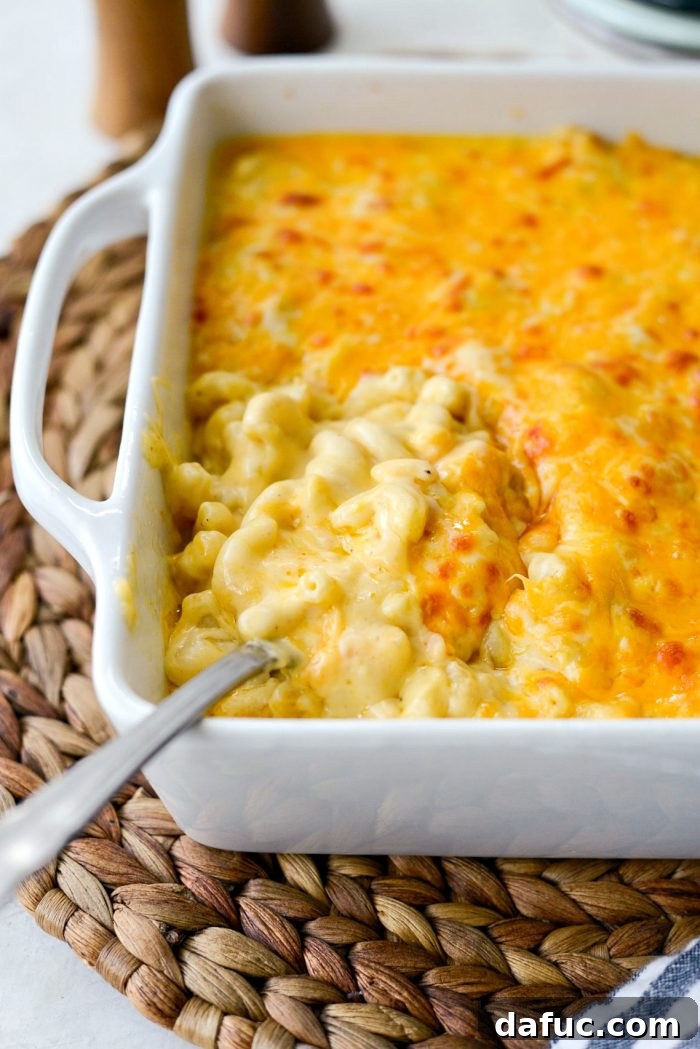 Easy Baked Mac and Cheese: A Simple, Homemade, and Delicious Recipe for the Best Mac and Cheese