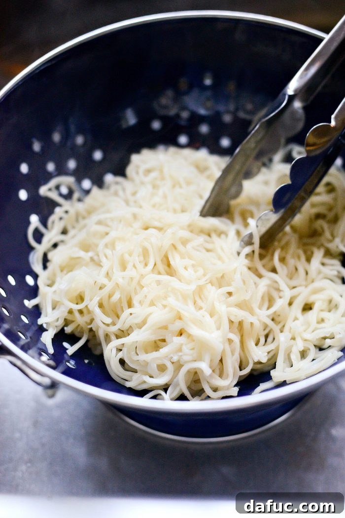 Cooked Ramen Noodles and Tofu in Bowls - SimplyScratch.com Easy Ramen Recipe