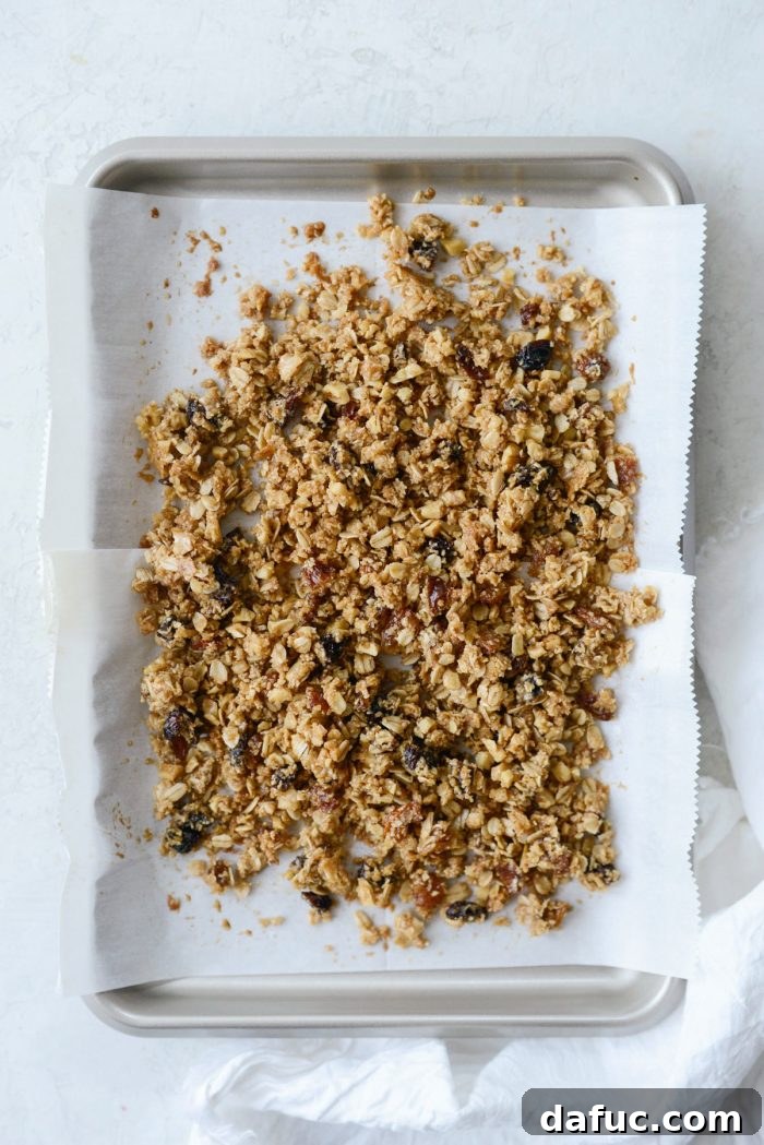 finished oatmeal cookie crumble 