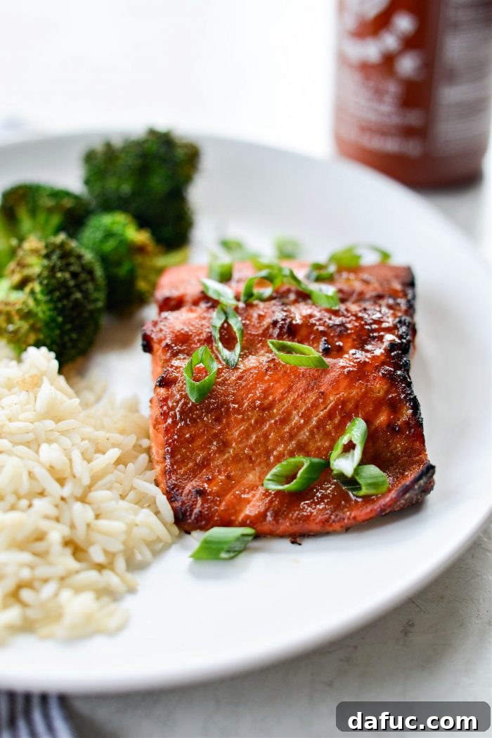 Final plated Air Fryer Sriracha Salmon with a vibrant presentation