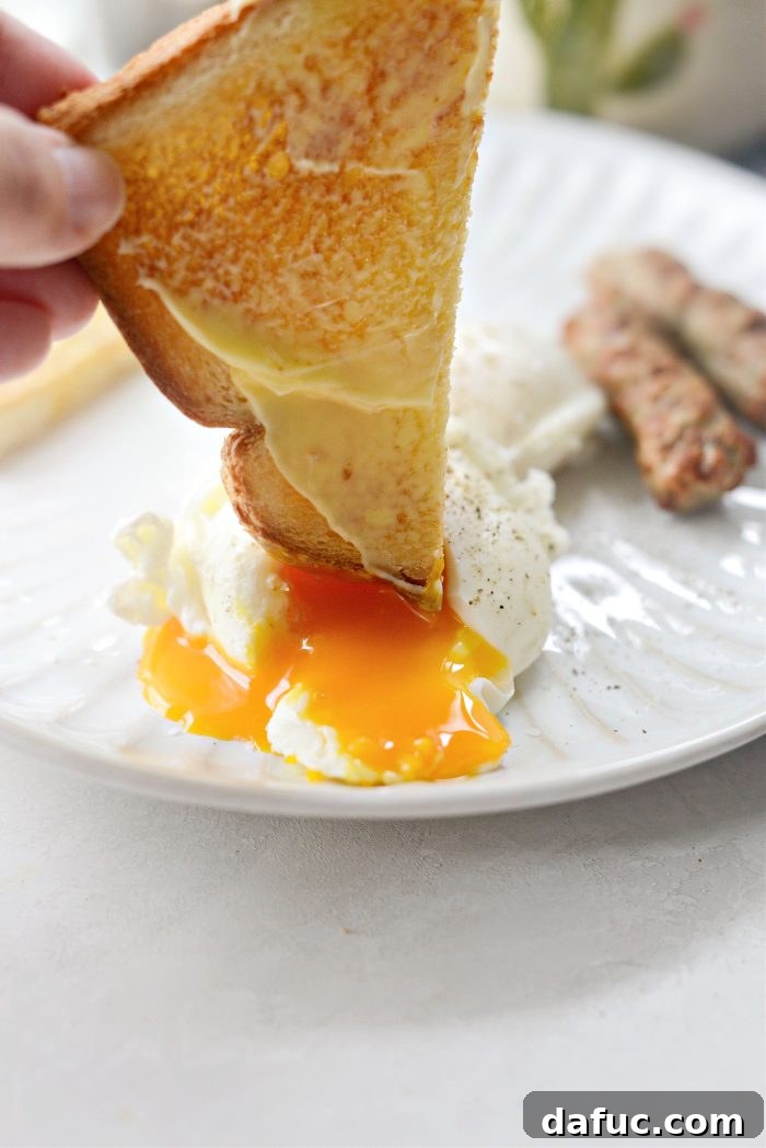 Microwave Poached Eggs