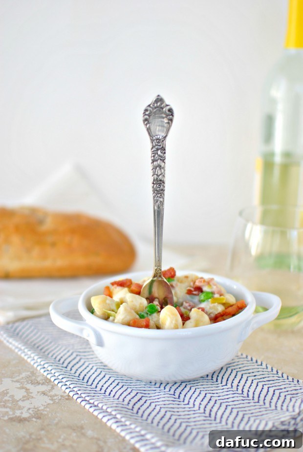 Silky Pancetta, Leek, and Sweet Pea Mac & Cheese 26 Creamy Pancetta, Leek and Pea Macaroni and Cheese ready to eat