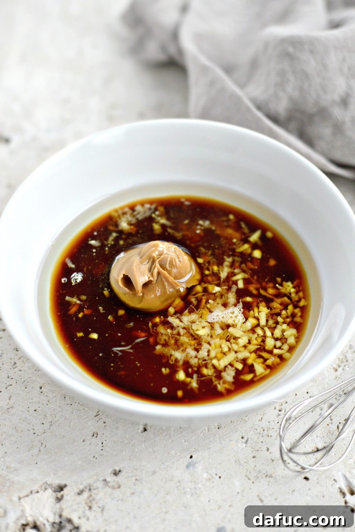 Vibrant Asian Harvest Salad 4 Honey Ginger Peanut Dressing ingredients